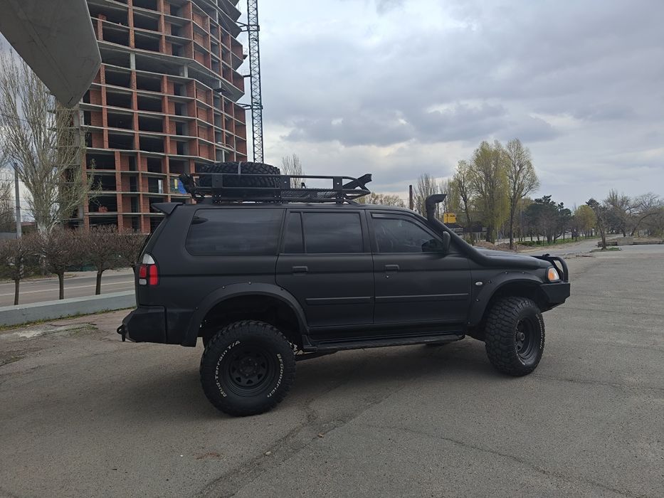 Mitsubishi Pajero sport, offroad tuned