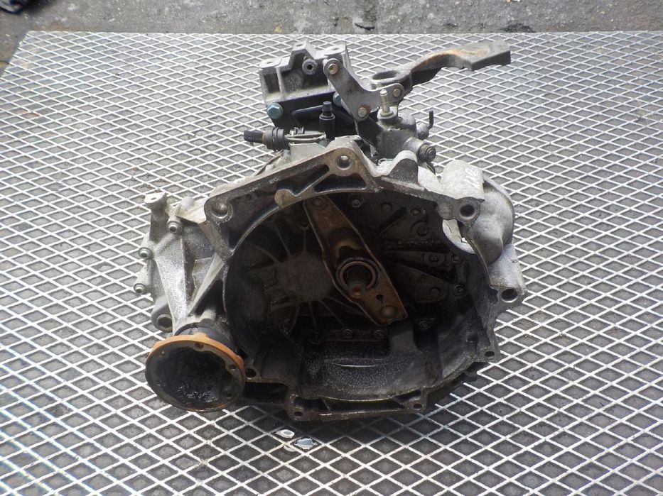 VOLKSWAGEN GOLF V 1.6 MPI SKRZYNIA BIEGÓW GVY