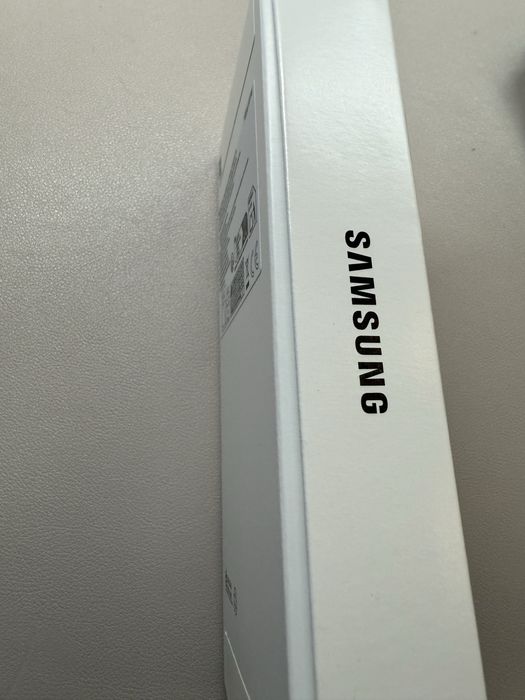 Vendo Samsung Galaxy A17 5G - 256GB, Novo. Na caixa.