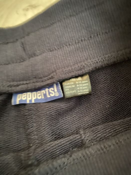 Джинси,спортивні та котонові штани на9-10 років