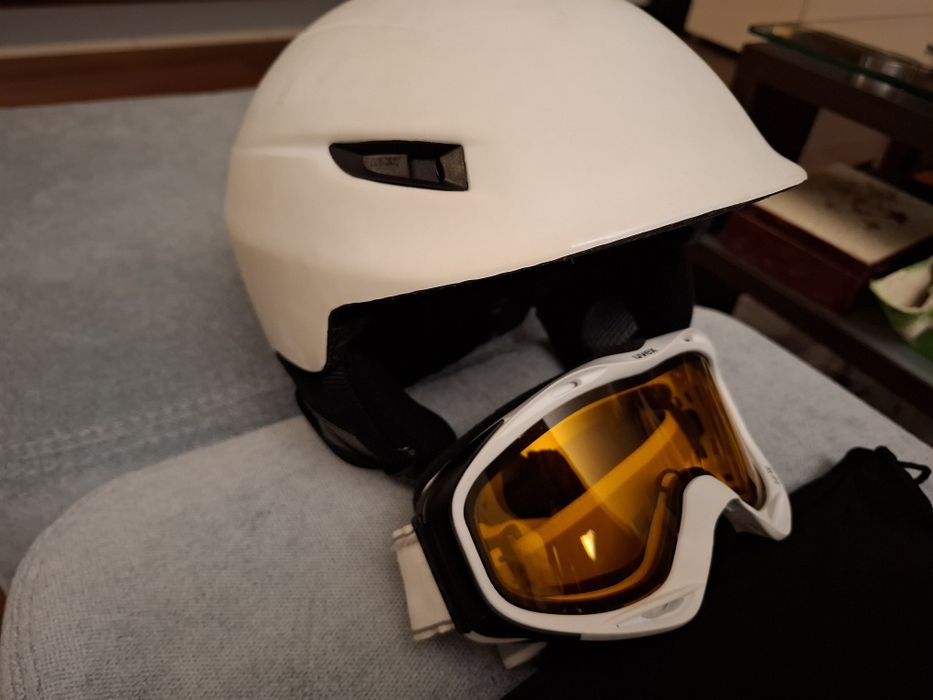 Kask narciarski i gogle UVEX