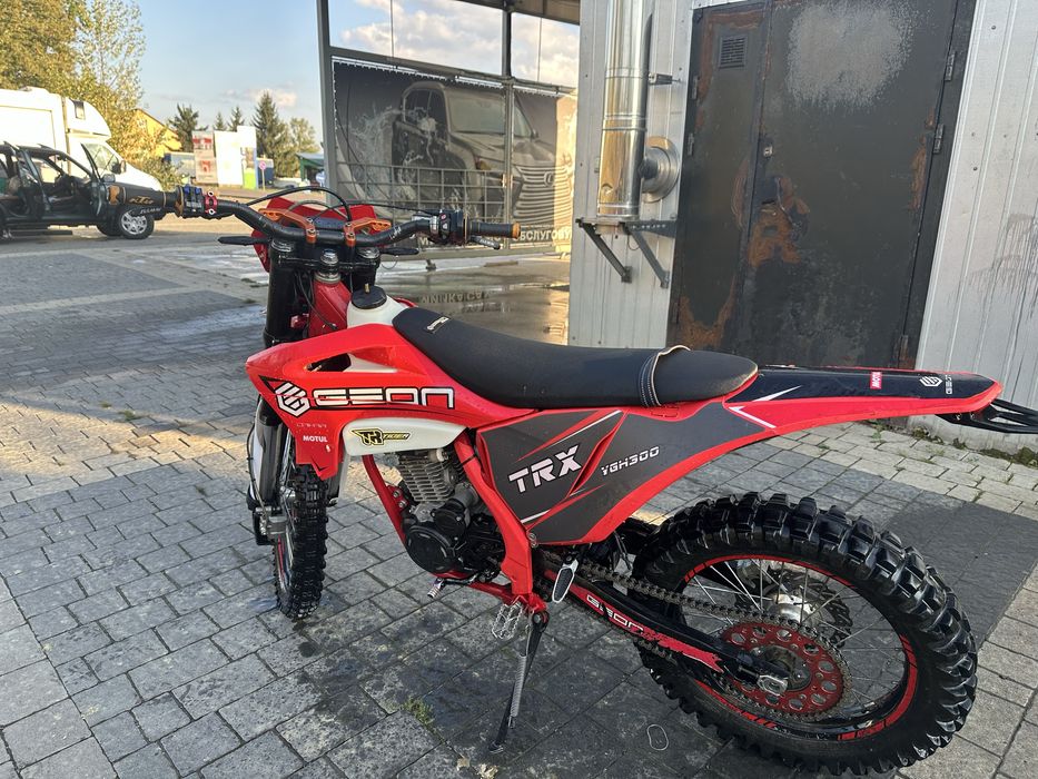 Продам Gion TRX 300
