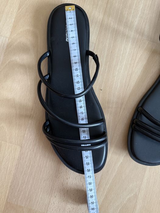 Шльопанці 40 розмір