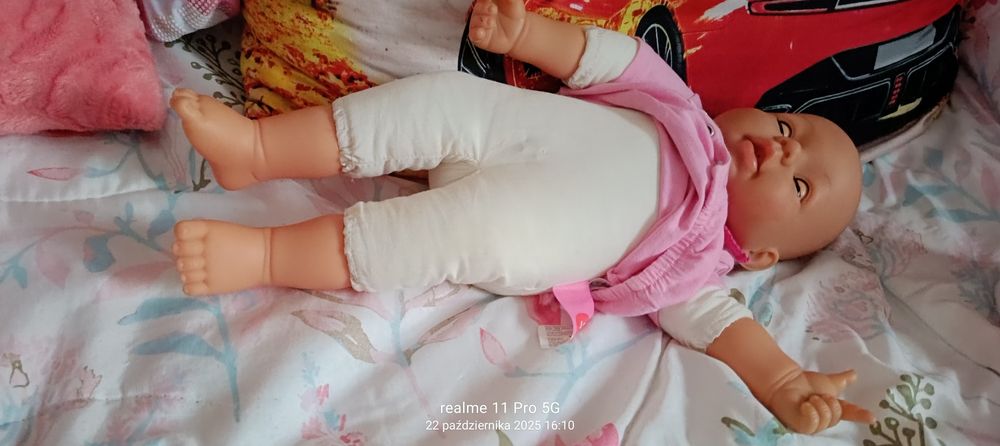 Śliczna lalka bobas interaktywna 50 cm.