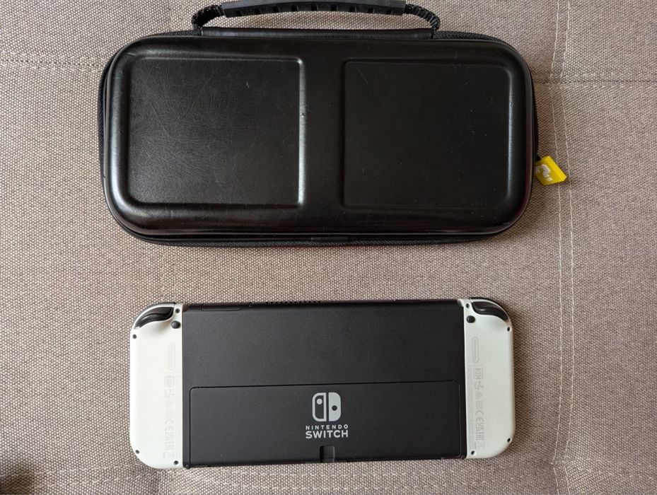 Nintendo Switch Oled 64gb. +Dock станція