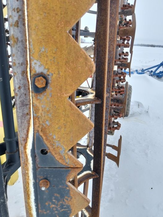 Продам культиватор 6м.