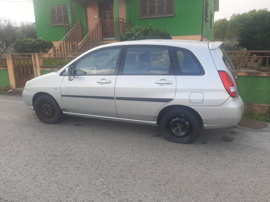 Suzuki LIana 2003 para peças