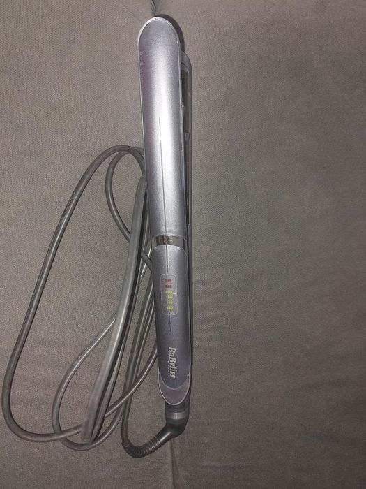 Prostownica babyliss uszkodzona