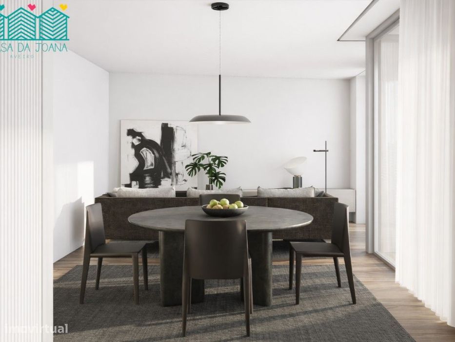 Apartamento T3 com 2 Lugares de Garagem em São Bernardo