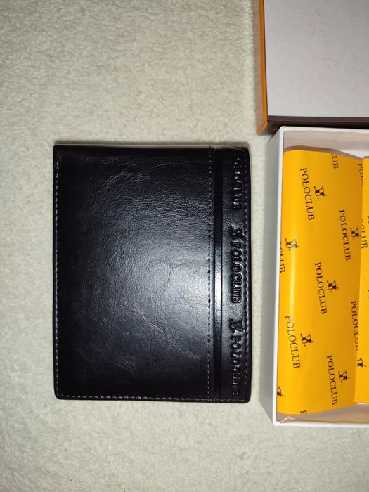 Carteira homem em pele.