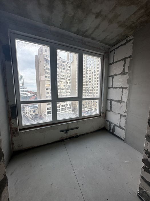 Продам 2-комн в ЖК Новый Берег, Литературная, боковой вид моря