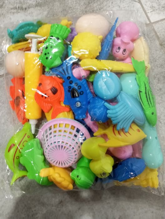 Zestaw zabawek magnetycznych rybki