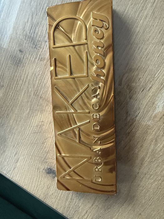 Cienie urban decay honey
