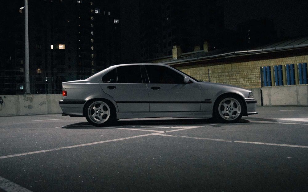 Bmw e36 323i (192hp) 1996