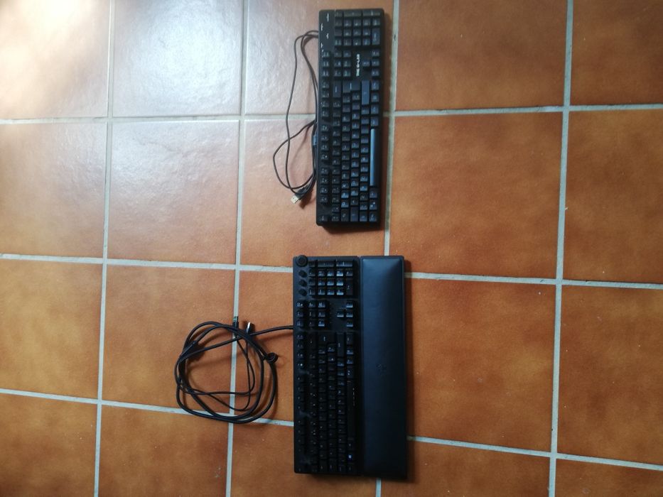 Vendo 2 teclados