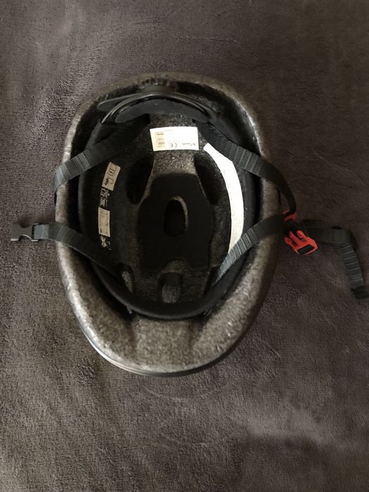 Kask Decathlon, B’TWIN 52-56 cm. + okulary do pływania SPEEDO
