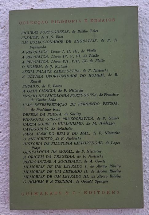 Categorias de: Aristóteles 1982