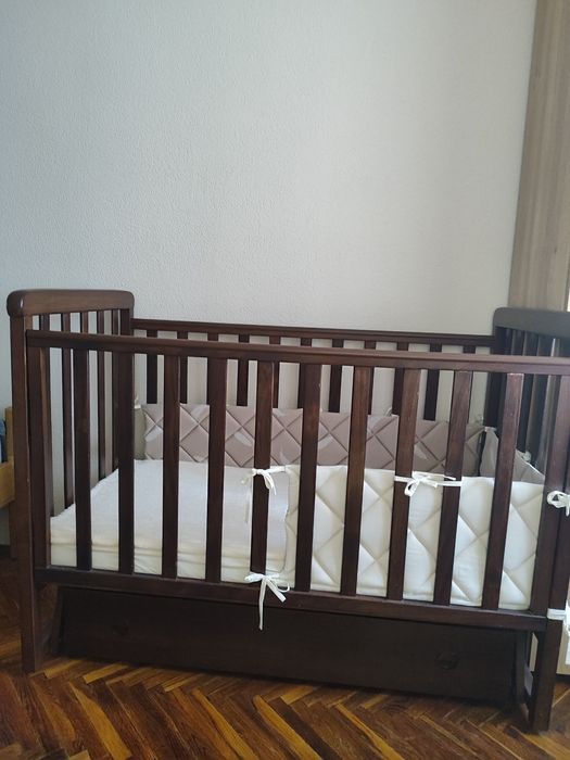 Дитяче ліжечко з шухлядою, б/у