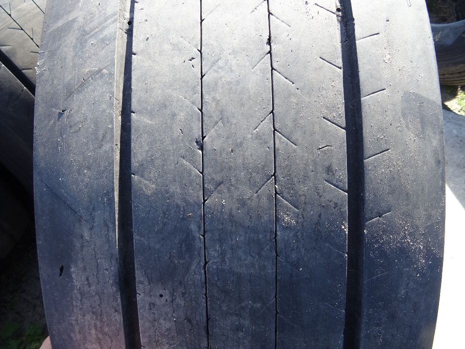 opona 385/65R22.5 Goodyear Fuelmax T (650 netto)