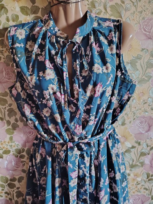 Платье миди нп на пуговицах талия резинка сбоку разрез XL-XXL