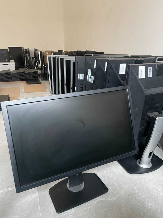 Монітор 24" Dell P2411Hb Full HD 1920x1080 Б/В є 6 шт