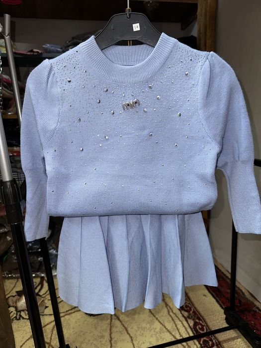 Костюм для дівчинки кофтина зі спідницей