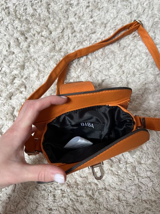 Новенька сумочка