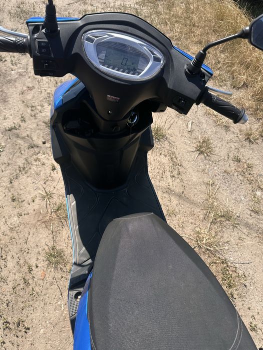 Скутер    Fada M9