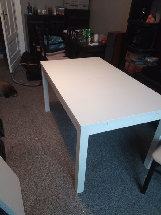 Stół do salonu/kuchni