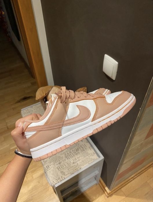 Tenis dunk rosa claro