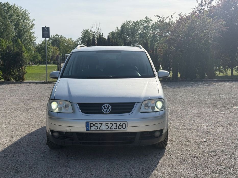 Volkswagen Touran 2.0 Xenon kpl opon możliwa zamiana