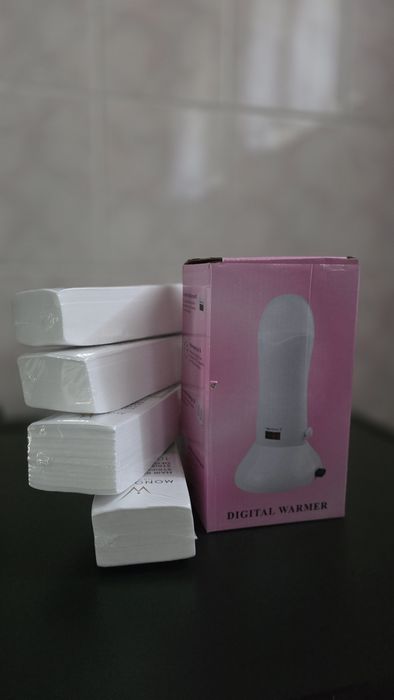 Podgrzewacz do wosku do depilacji + paski GRATIS