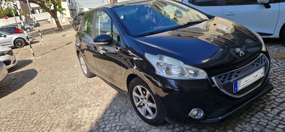 Peugeut 208 Automatico