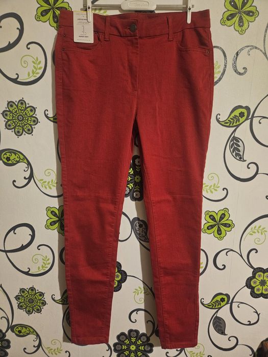 Червоні джинси скінні 16 розмір