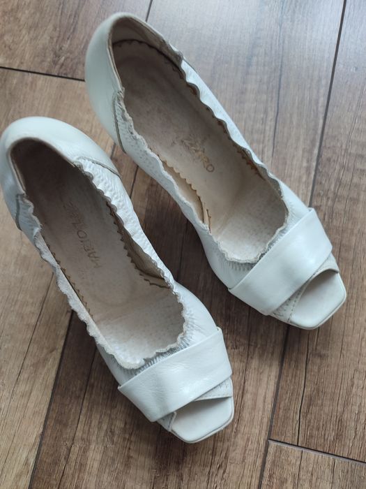 Sprzedam skórzane buty damskie