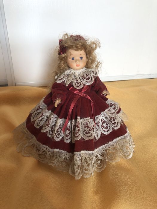 Laleczka porcelanowa ok.19 cm
