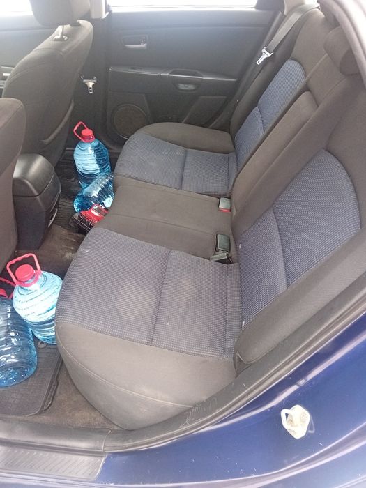 Мазда 3, продам авто