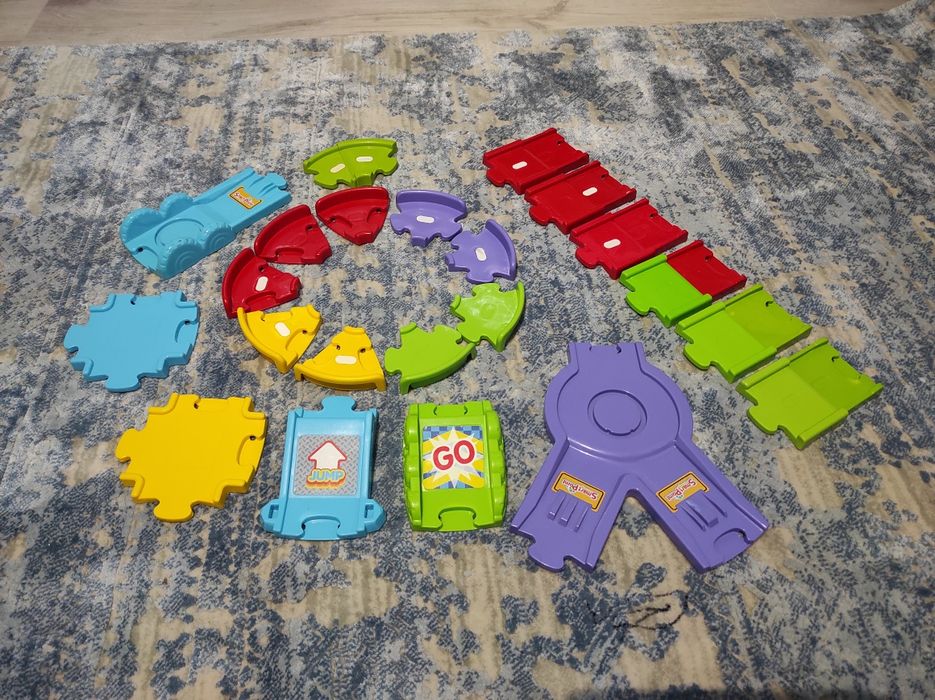 Elementy toru tut tut autka 22 sztuki Vtech