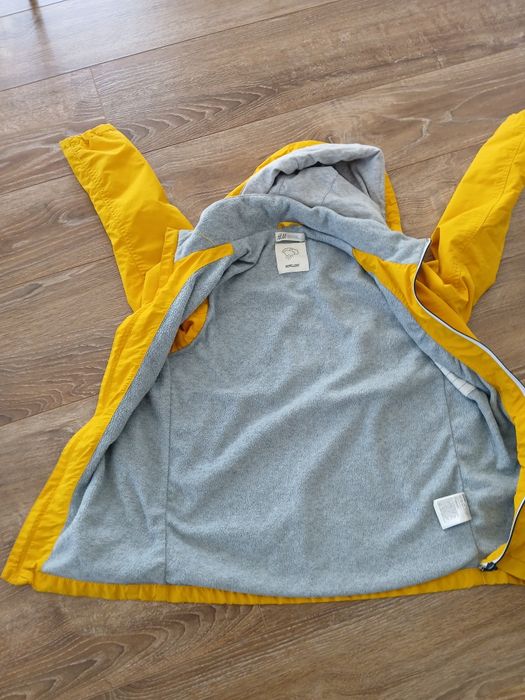 H&M kurtka przecideszczowa 140 cm