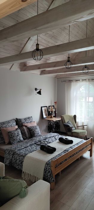 Dom ze starym ogrodem -niezwykłe miejsce na wypoczynek.