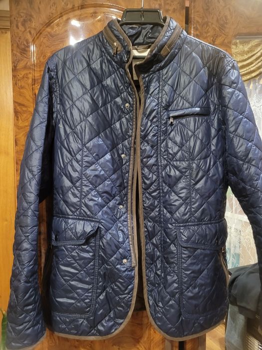 Продам чоловічу куртку.