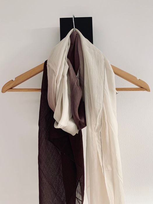 Chusta bezowa szalik brazowa Ochnik