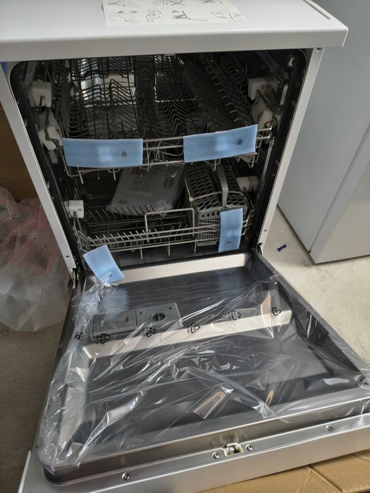 Maquina de Lavar Louça IKEA LAGAN 60cm TOTALMENTE NOVA(Nunca Usada)