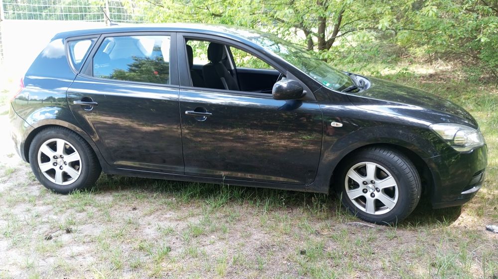 Kia cee'd 1,4 benzyna