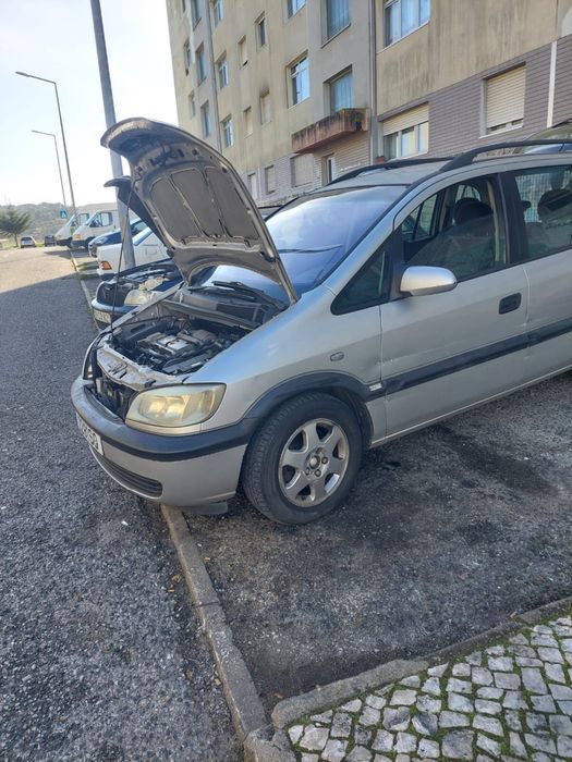 Opel zafira 2.0 confort 5 lugares aceito propostas