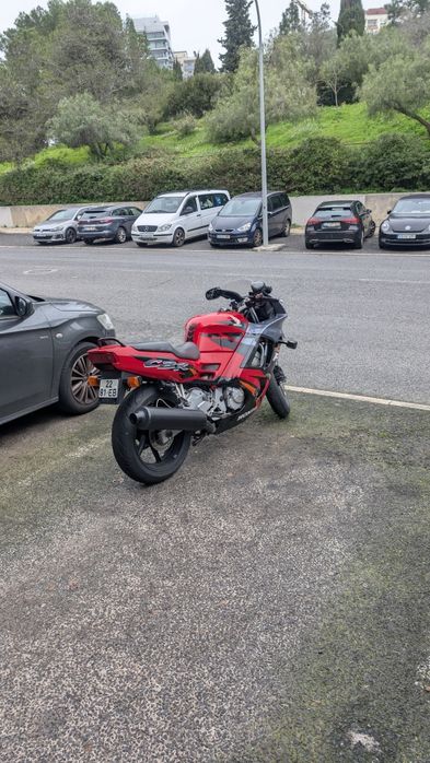 Honda CBR 600f3 1993 Única
