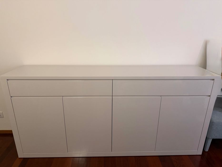 Conjunto móveis sala lacado branco + mesa extensível + chaise