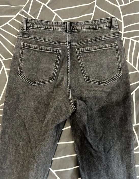 Spodnie jeans 40