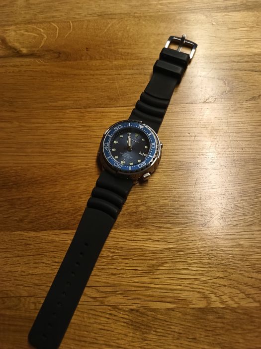 Zegarek FOXBOX - jak nowy Styl Seiko Tuna