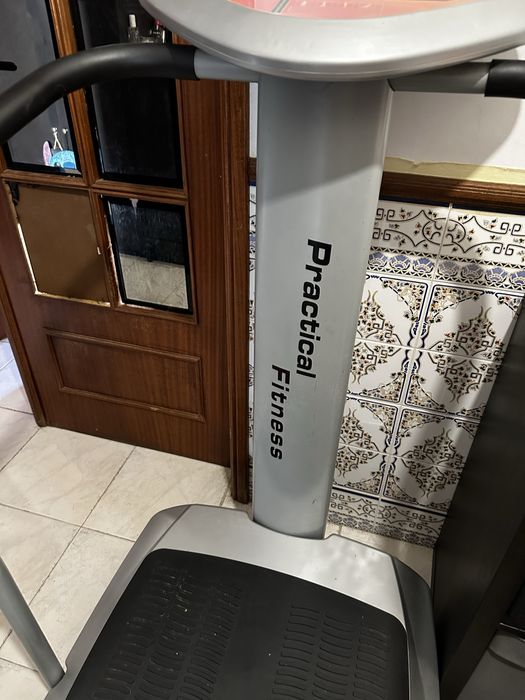 Fitness Machine Vibrating Platform64176759274627121